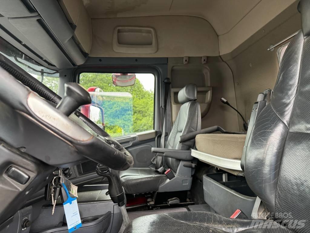 Scania R 560 Kamioni za drva