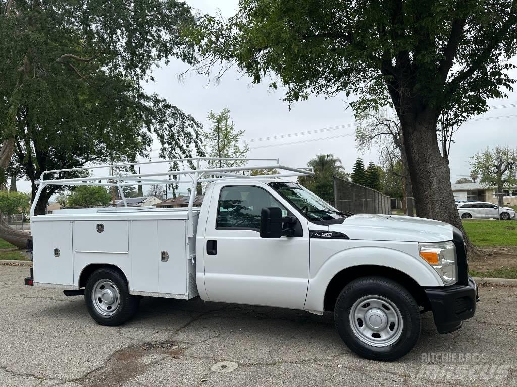 Ford F 350 Kiperi