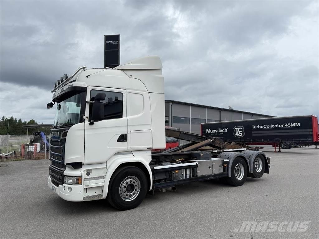 Scania R 520 6X2 Rol kiper kamioni s kukama za dizanje