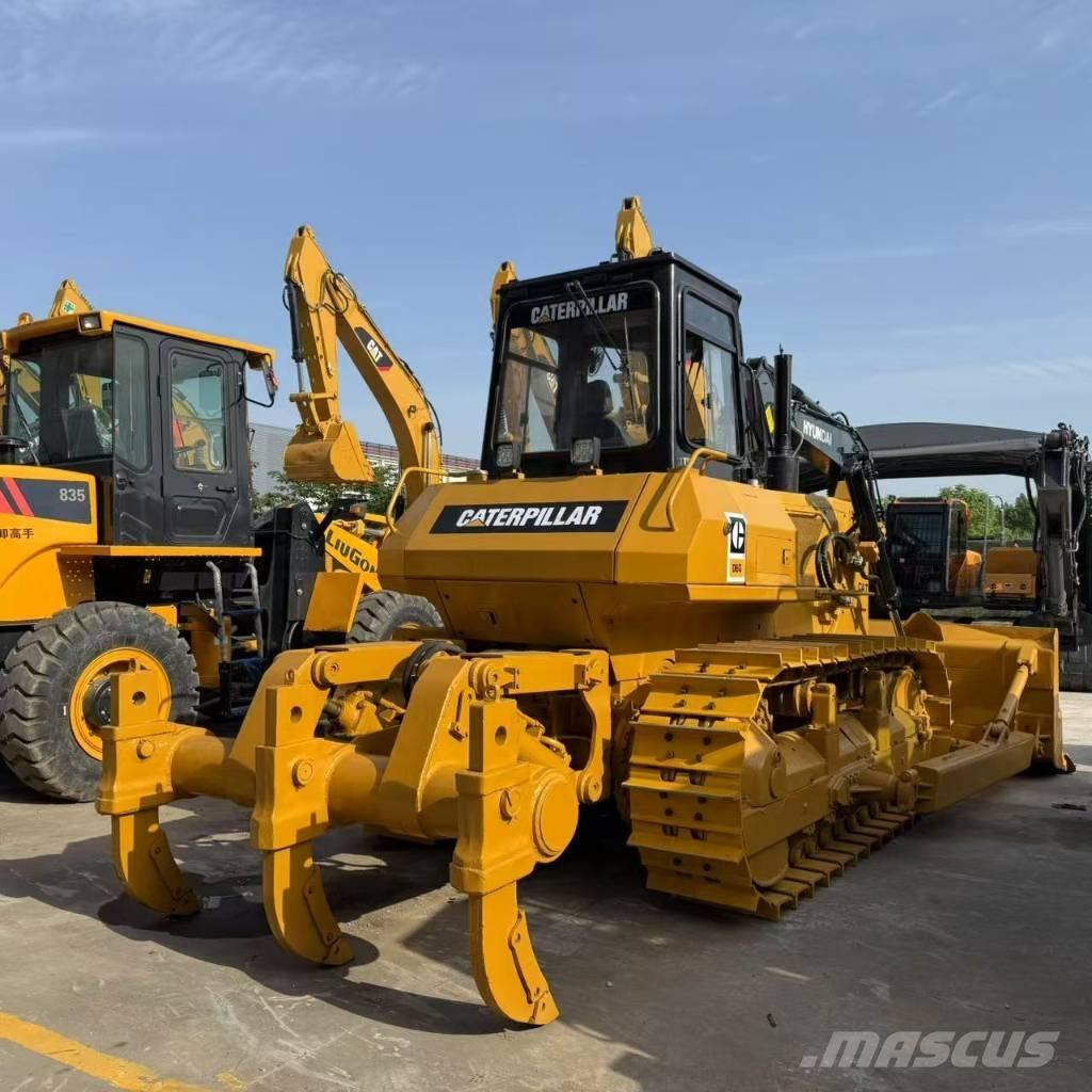CAT D 6 G Buldožeri gusjeničari