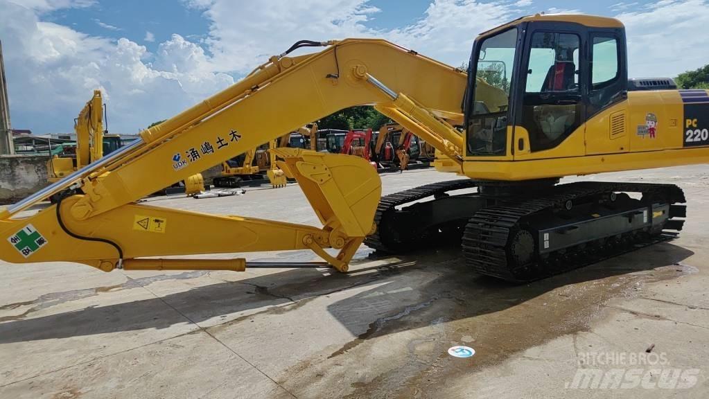 Komatsu PC 220-7 Bageri gusjeničari