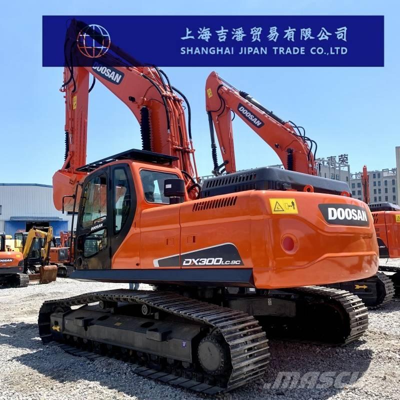 Doosan DX 300 Bageri gusjeničari