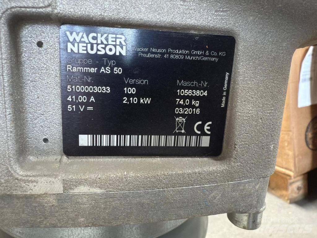 Wacker Neuson AS50e Vibro nabijači