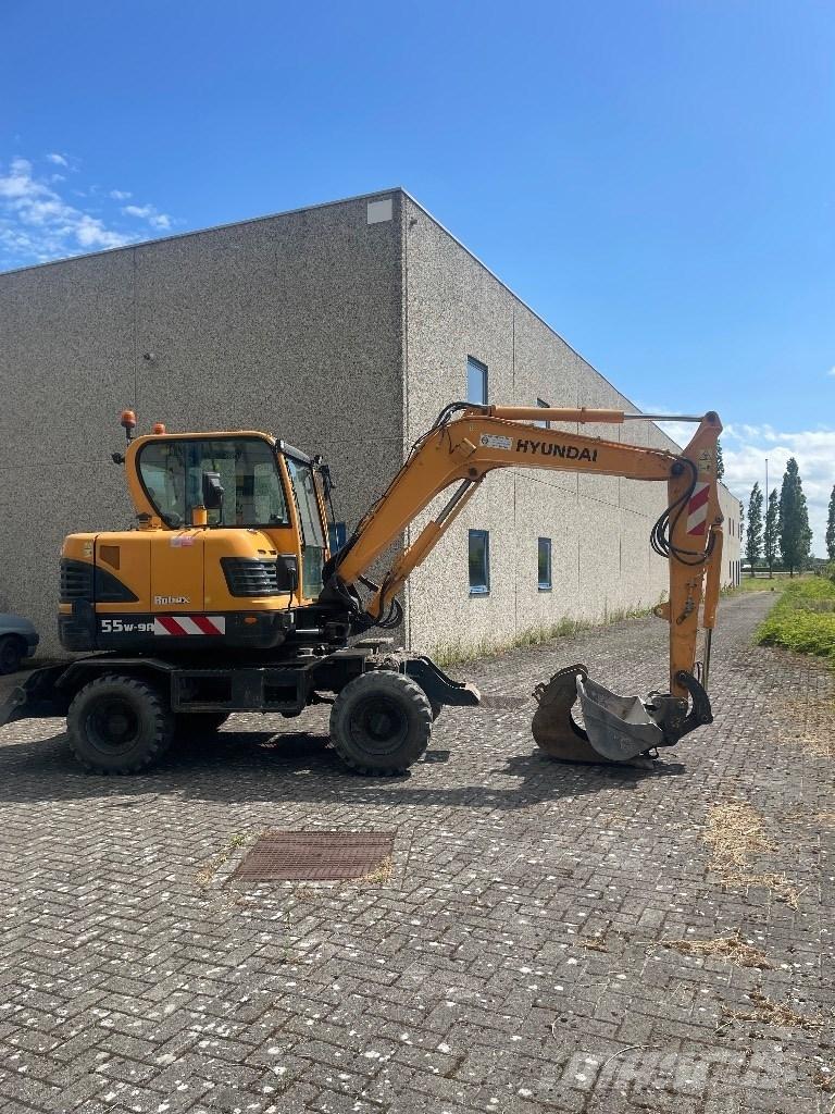 Hyundai 55w9a Bageri na kotačima
