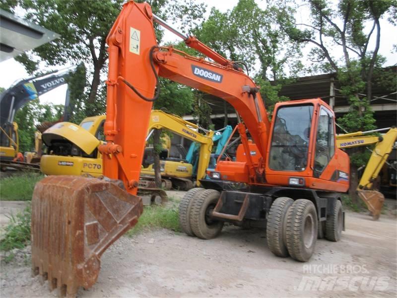 Doosan DH150W-7 Bageri na kotačima
