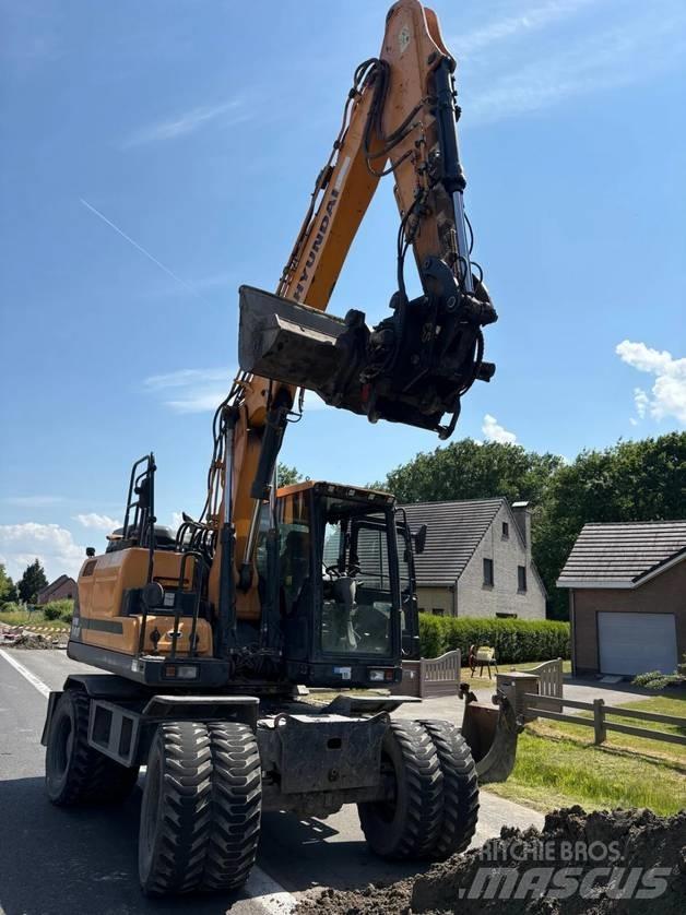 Hyundai HW 140 Bageri na kotačima