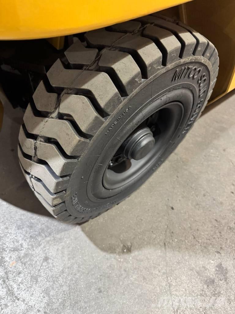 CAT GP 25 K Viličari - ostalo