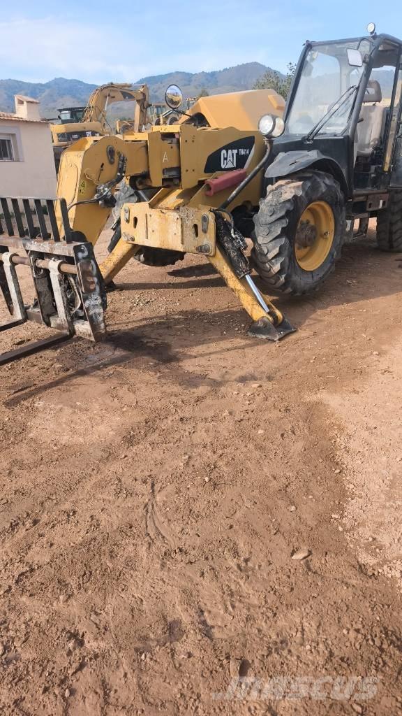 CAT TH 414 Teleskopski viličari