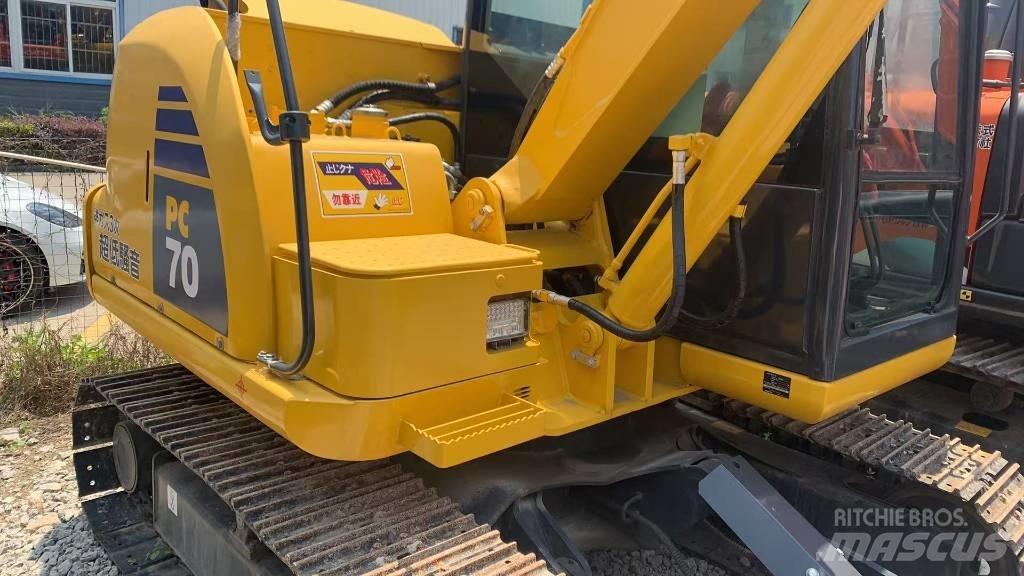 Komatsu pc70 Bageri gusjeničari