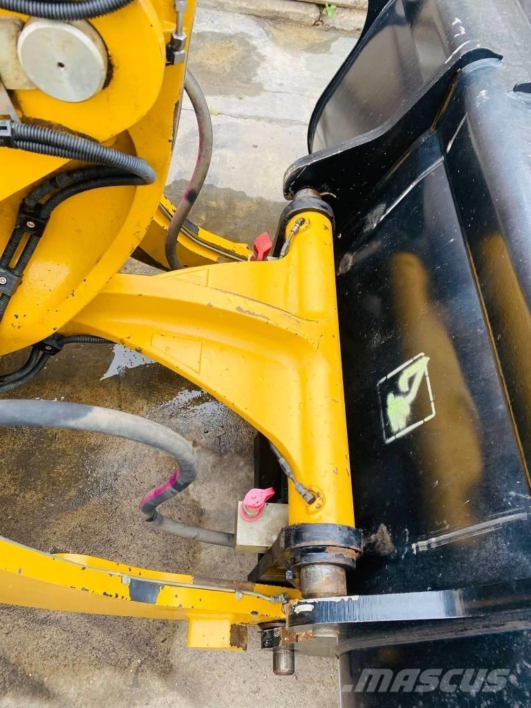 CAT 908-14a Utovarivači na kotačima