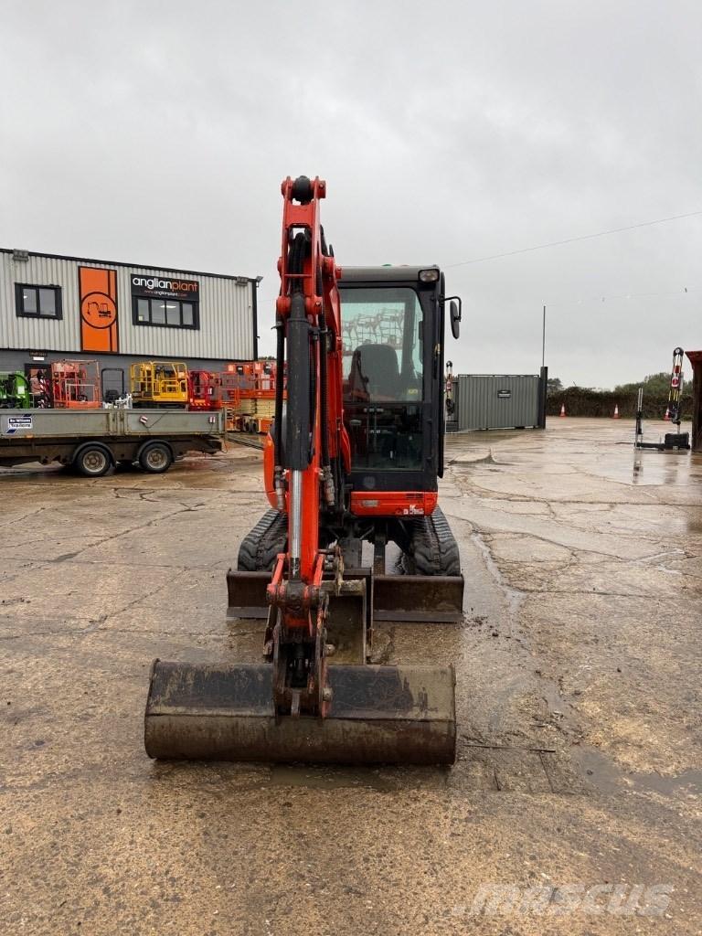 Kubota U 27-4 Mini bageri <7t