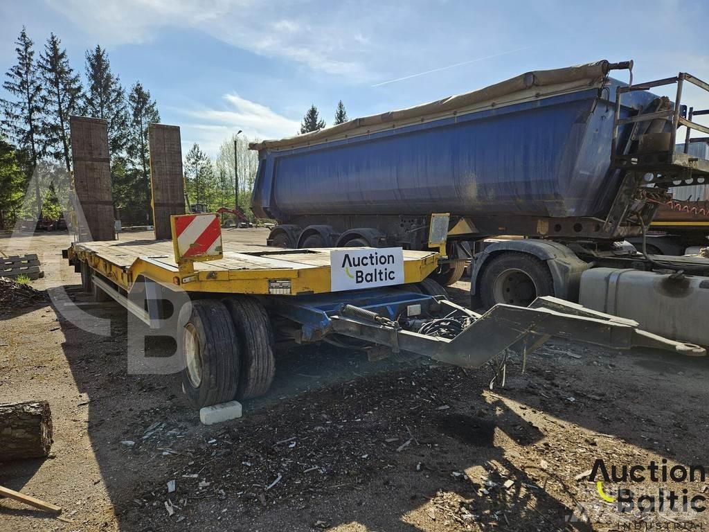 Müller-Mitteltal  Poluprikolice sa ceradom