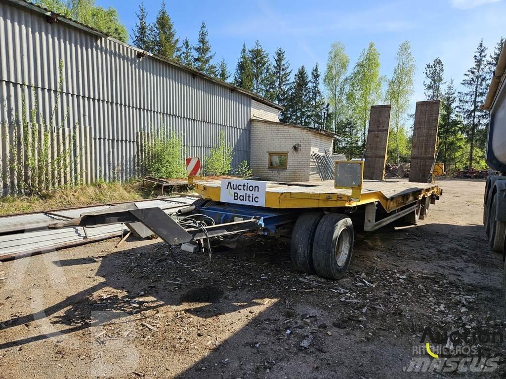 Müller-Mitteltal  Poluprikolice sa ceradom