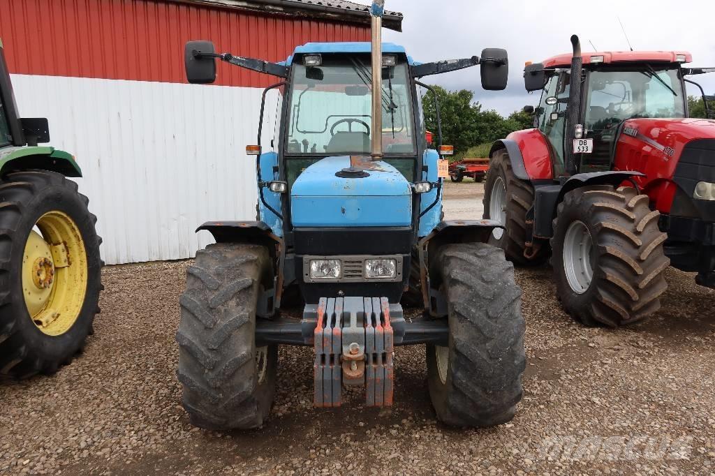New Holland 7840 Traktori