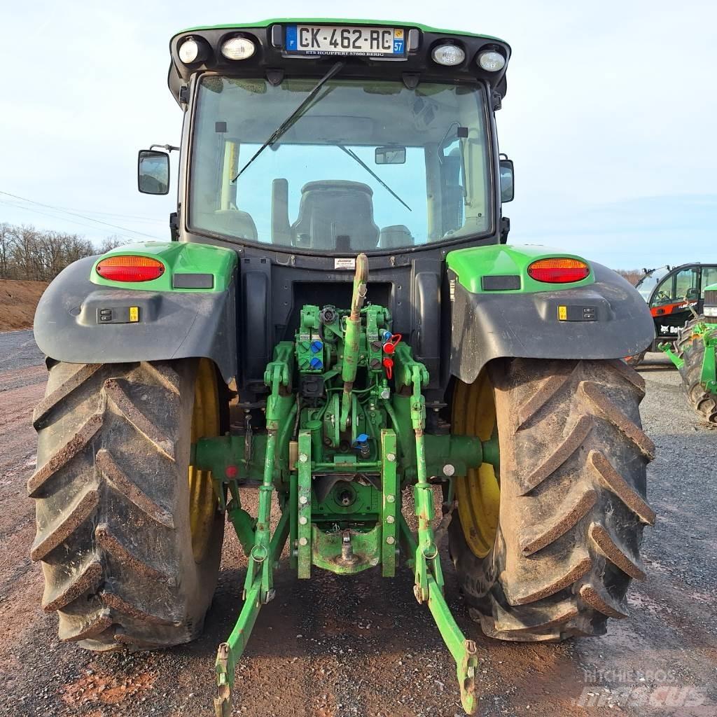 John Deere 6125R Traktori