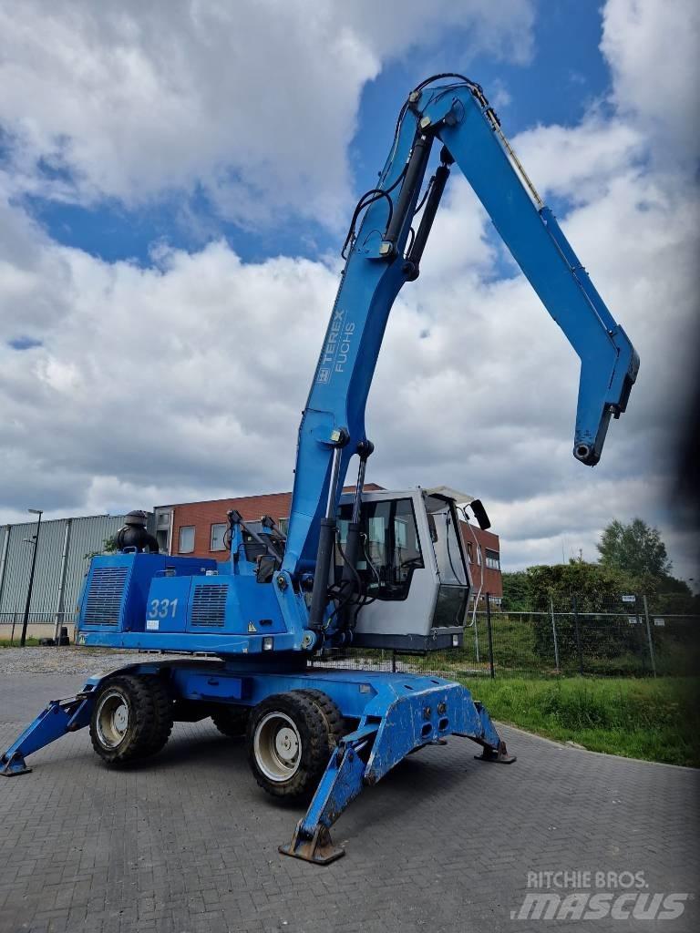 Fuchs MHL 331 Bageri za manipuliranje materijalom / otpadom