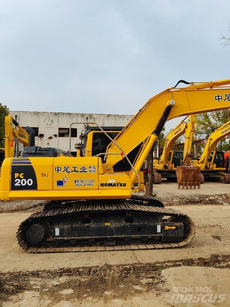 Komatsu PC200 Bageri gusjeničari