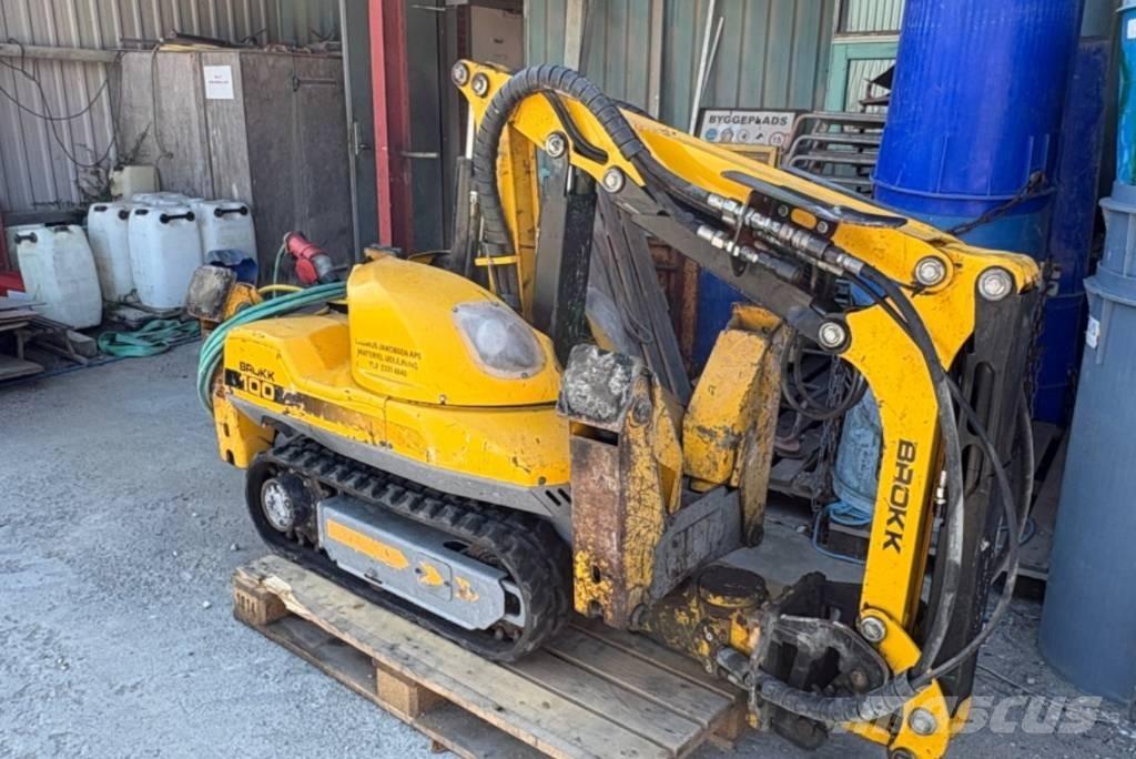 Brokk 100 Bageri za rušenje