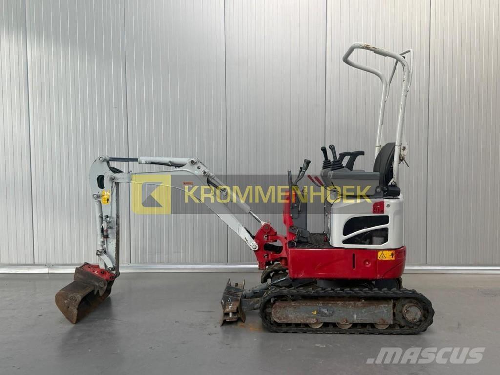Takeuchi TB 210 R Mini bageri <7t