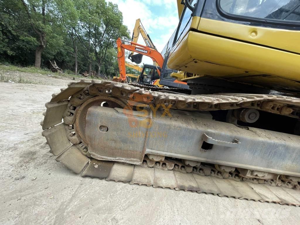 Komatsu PC 220-6 Bageri gusjeničari