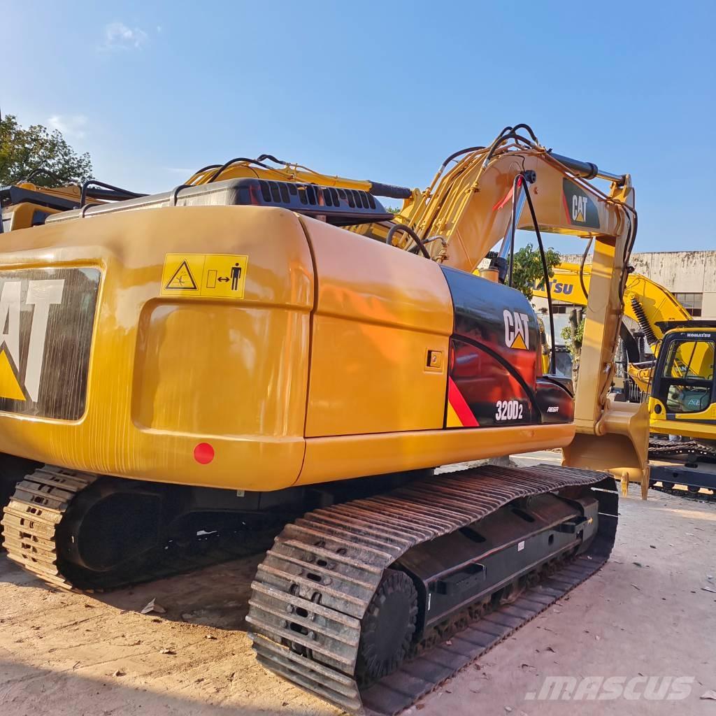 CAT 320  D Bageri gusjeničari