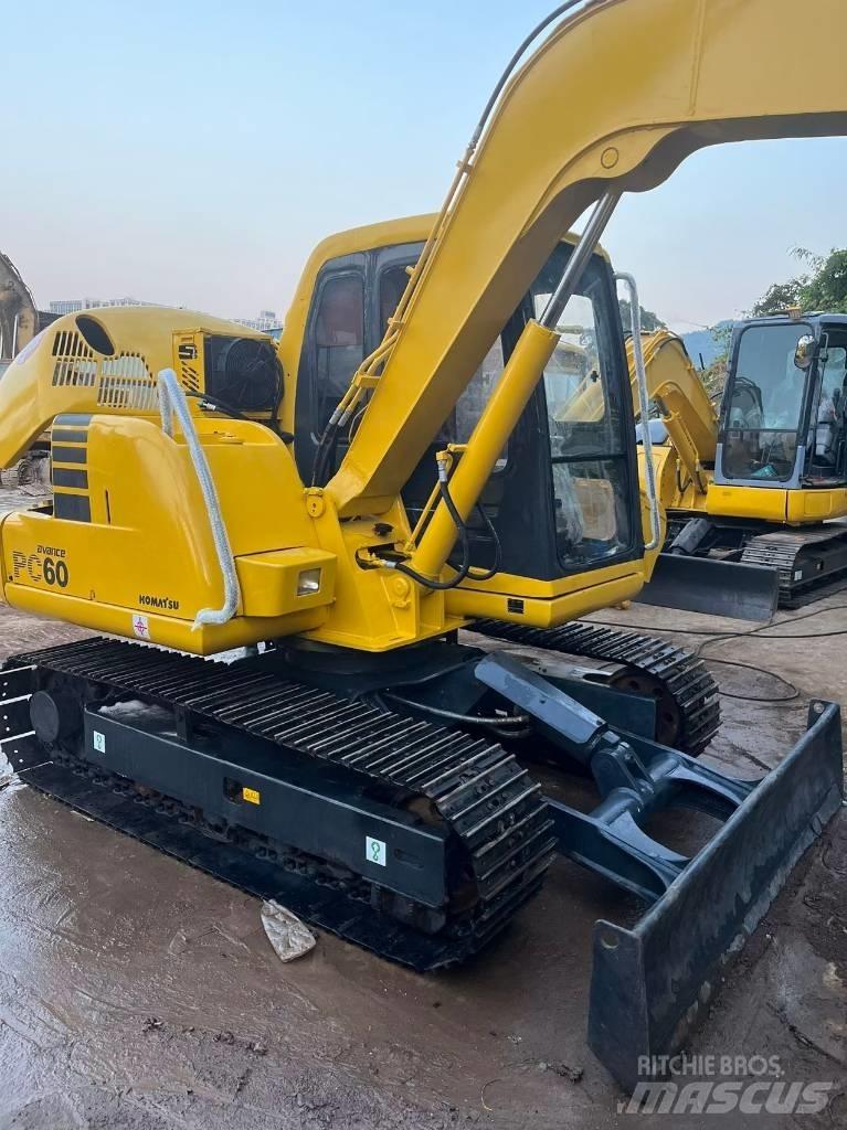Komatsu PC 60-7 Bageri gusjeničari