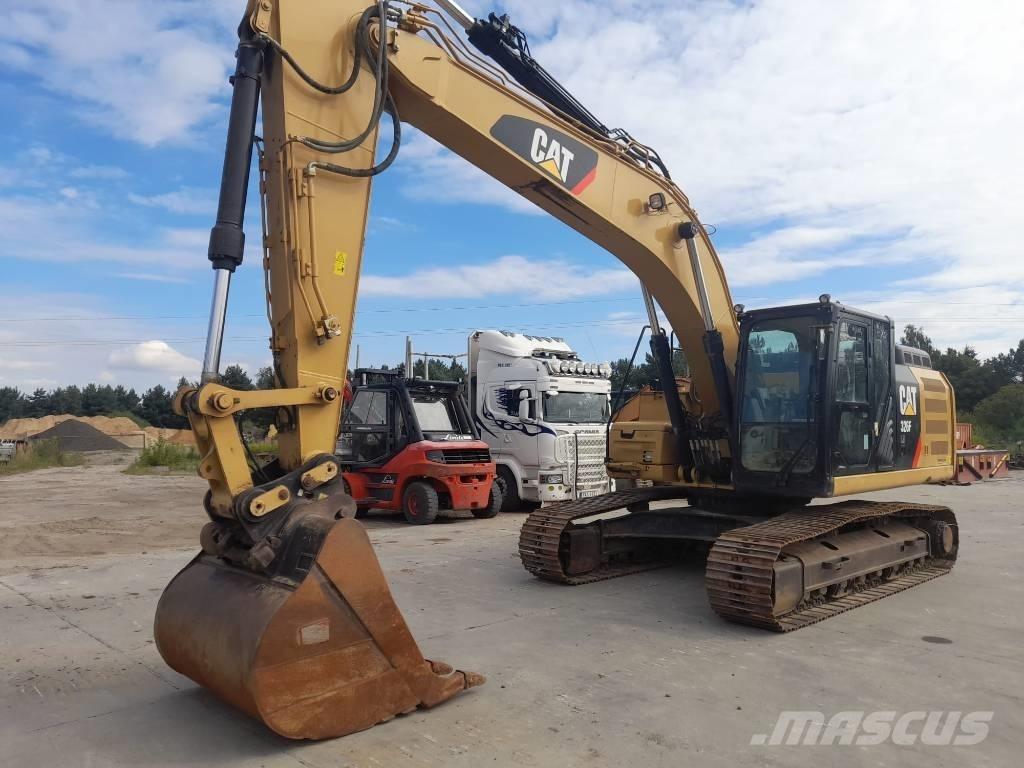CAT 326 F L N Bageri gusjeničari