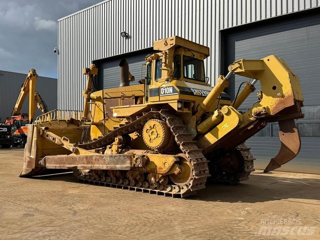 CAT D10N Buldožeri gusjeničari