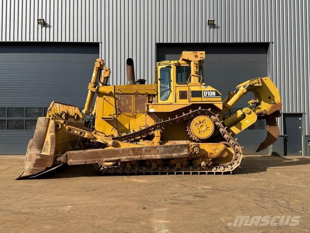 CAT D10N Buldožeri gusjeničari