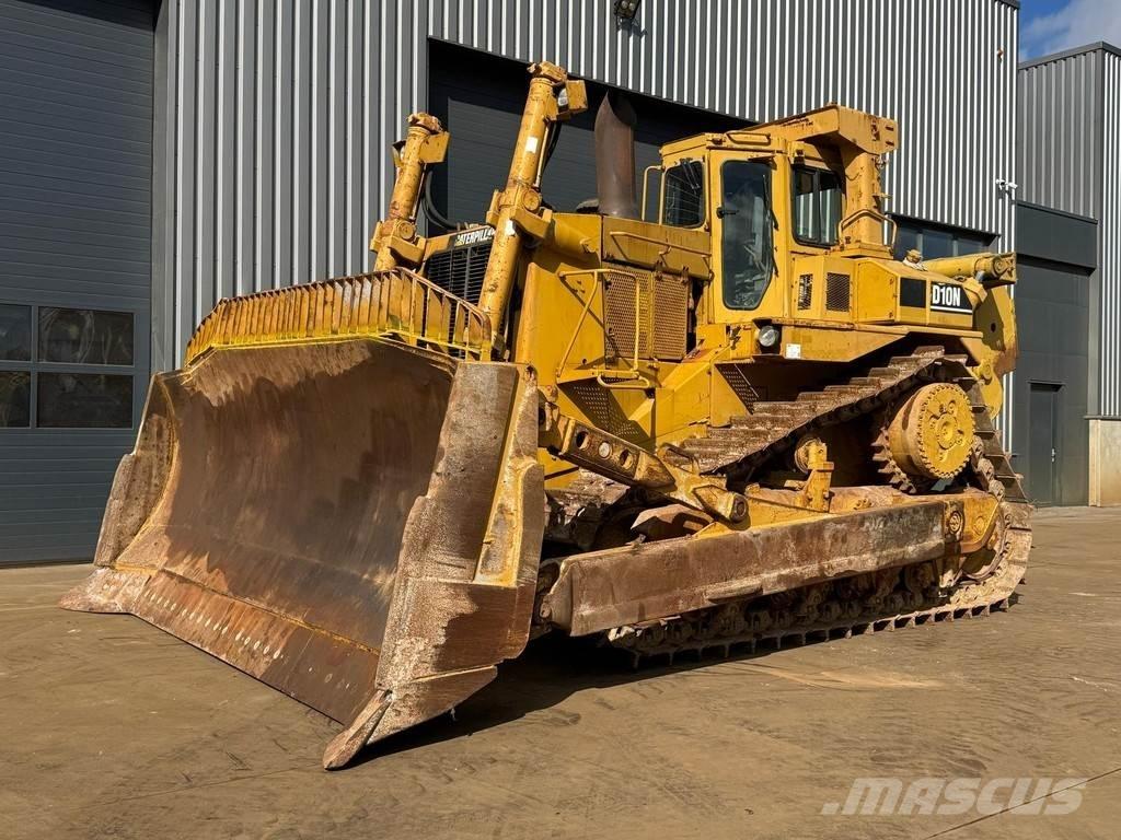 CAT D10N Buldožeri gusjeničari