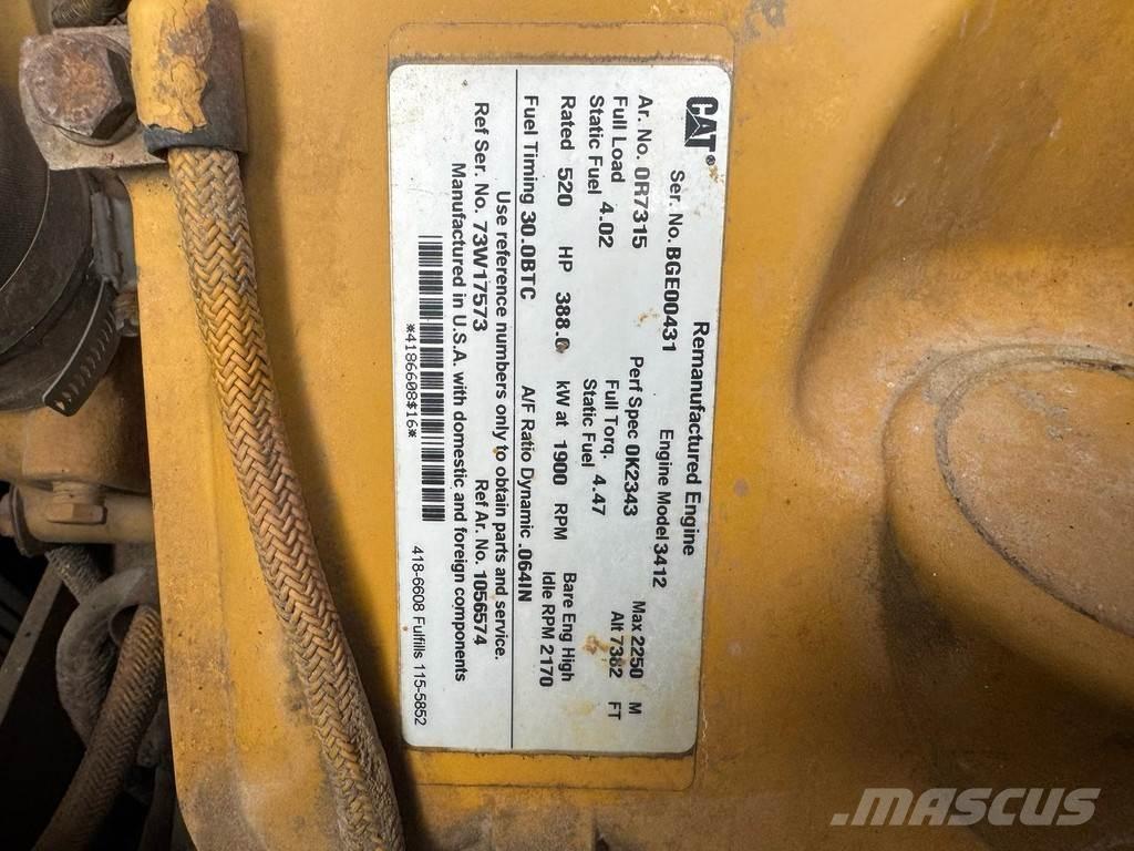 CAT D10N Buldožeri gusjeničari