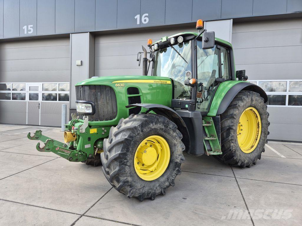 John Deere 6630 Traktori