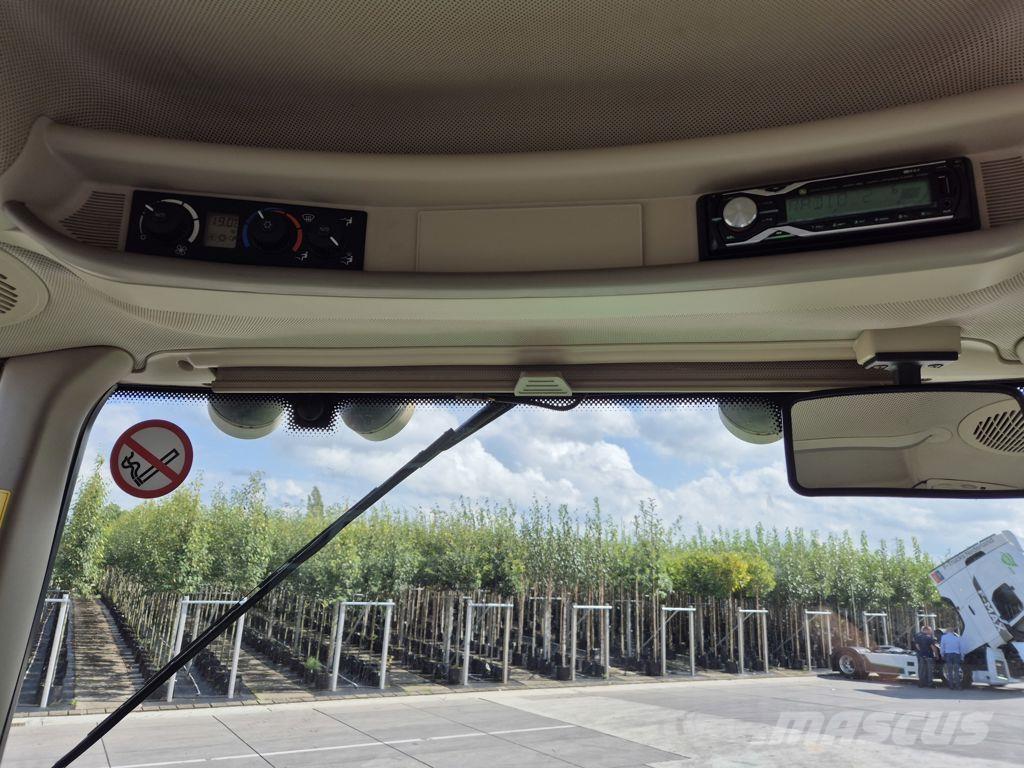 John Deere 6630 Traktori