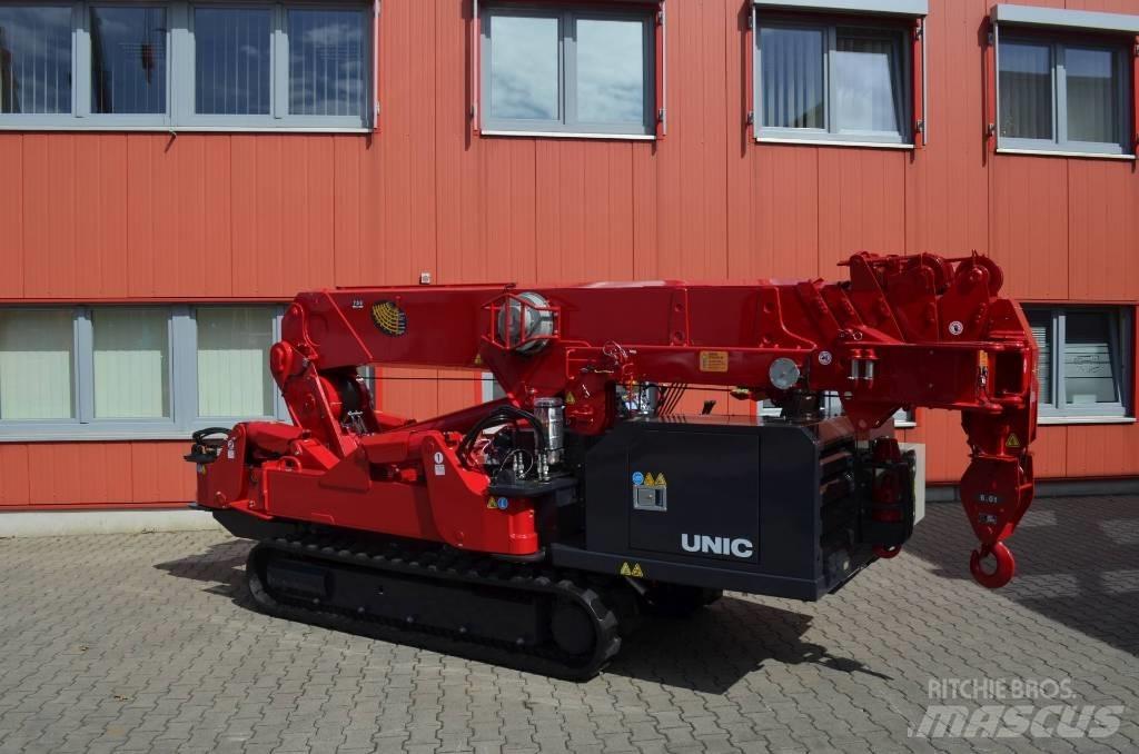 Unic URW-806 Kranovi sa gusjenicama