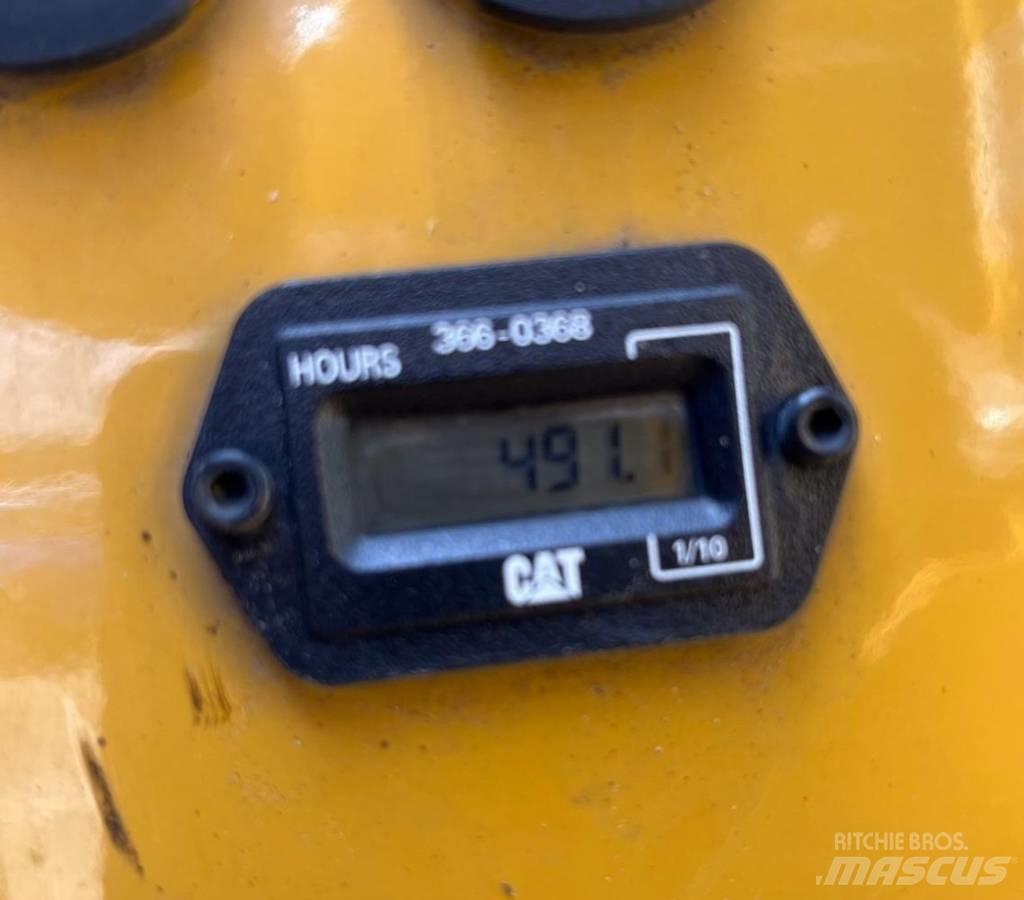 CAT CB 1.7 Valjci sa dvojnim bubnjem