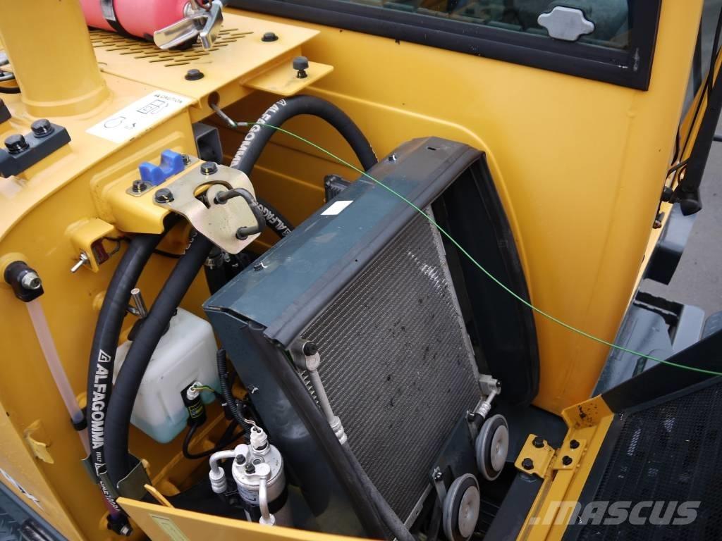 Hyundai R 55W-9A Bageri na kotačima