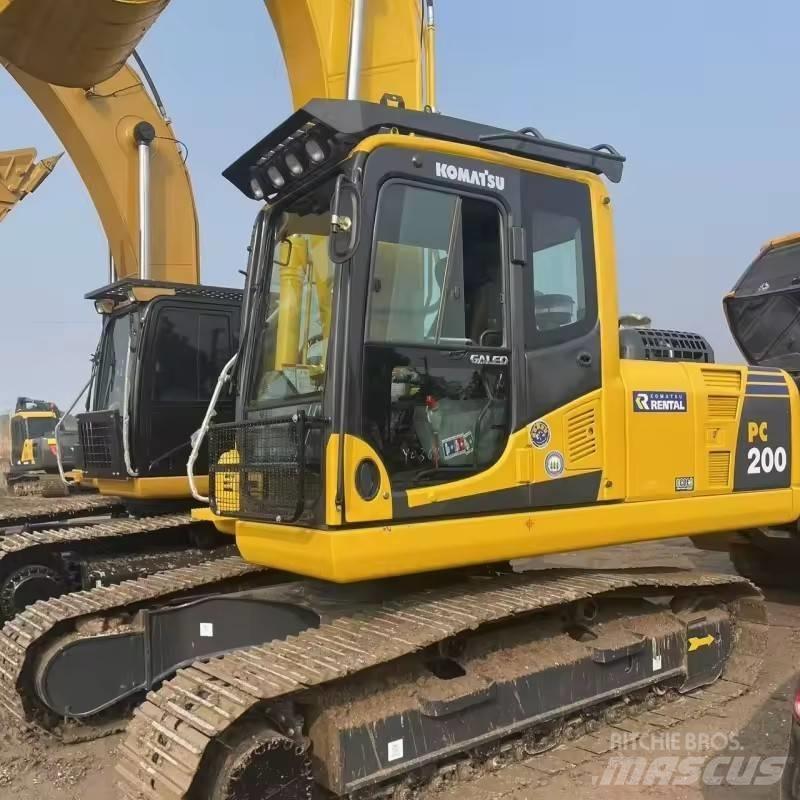 Komatsu PC 200 Bageri gusjeničari