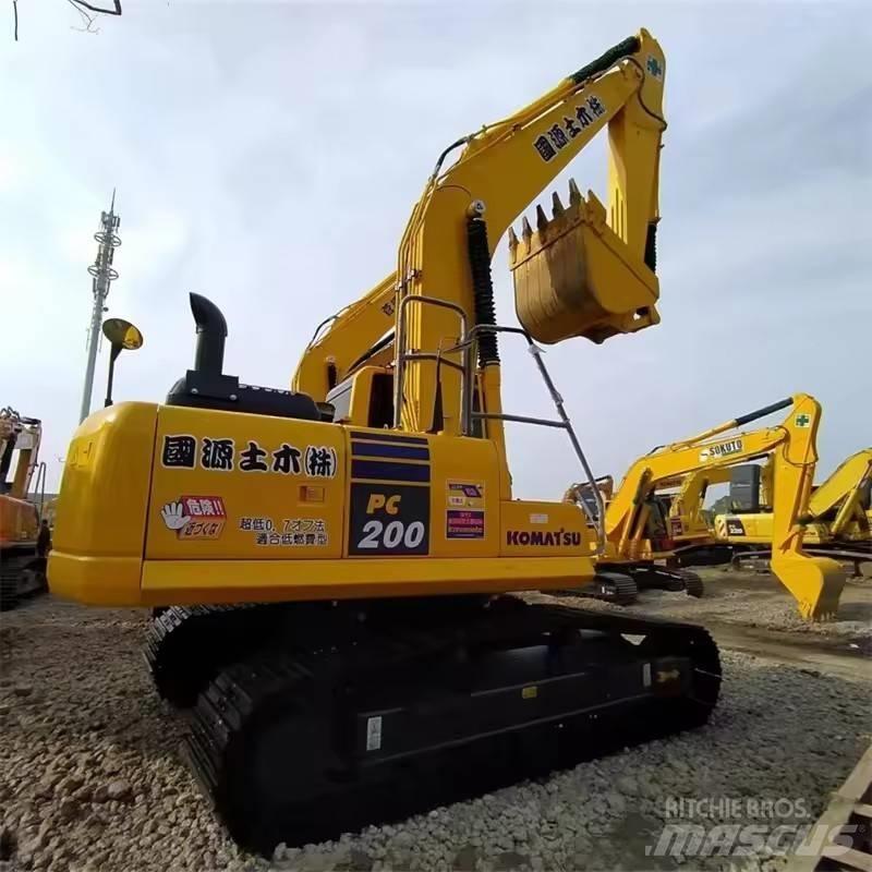 Komatsu PC 200 Bageri gusjeničari