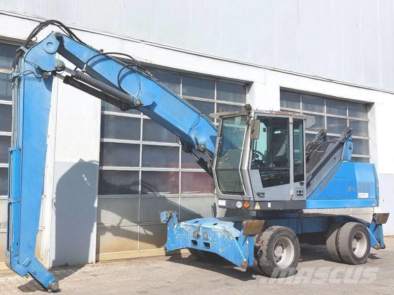 Fuchs MHL 320 F Bageri za manipuliranje materijalom / otpadom
