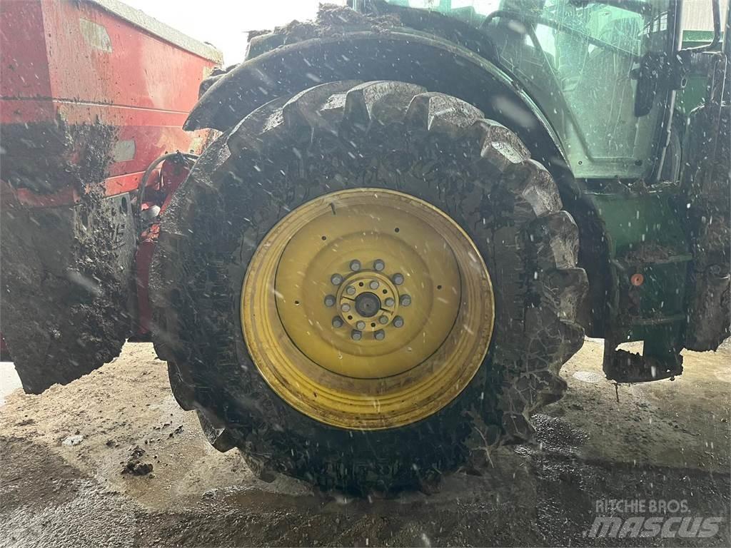 John Deere 6r145 Traktori
