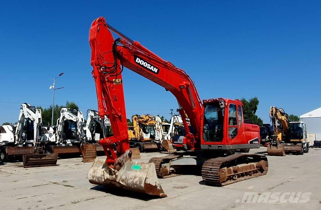 Doosan DX 235 LC Bageri gusjeničari