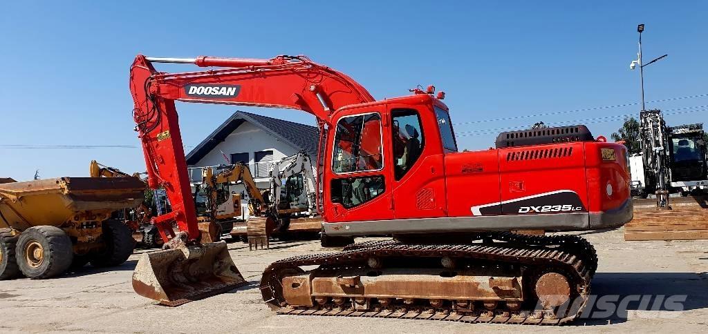 Doosan DX 235 LC Bageri gusjeničari
