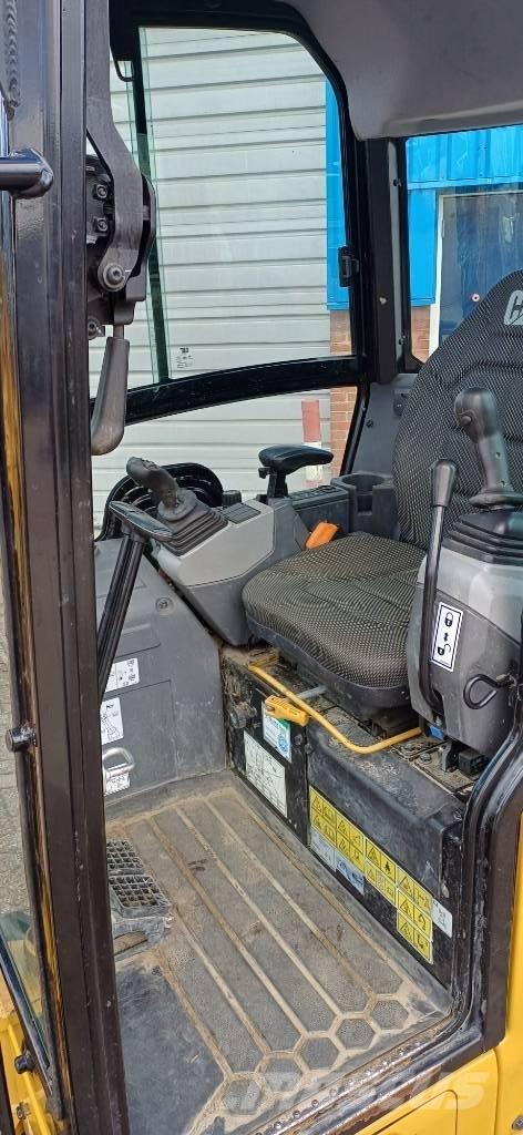 CAT 301.6 Mini bageri <7t