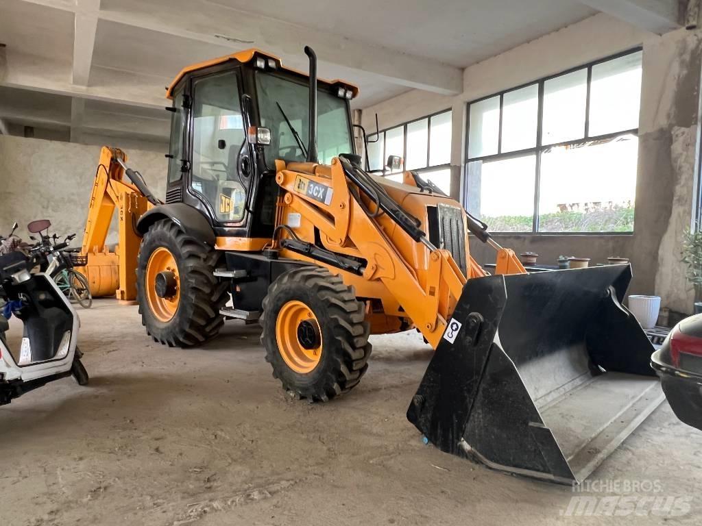 JCB 3 CX Utovarni rovokopači