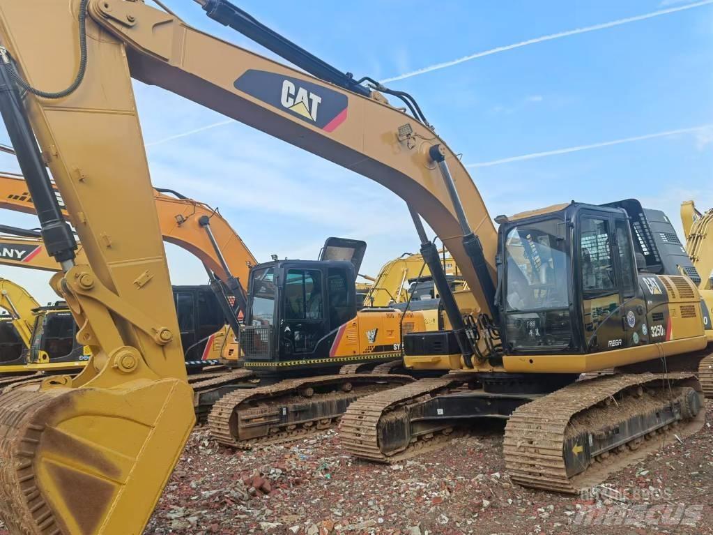 CAT 325 D2 Bageri gusjeničari