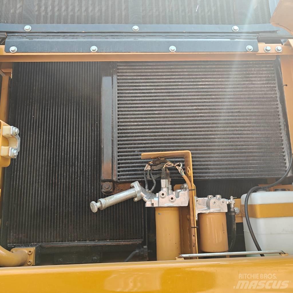 CAT 336D Bageri gusjeničari