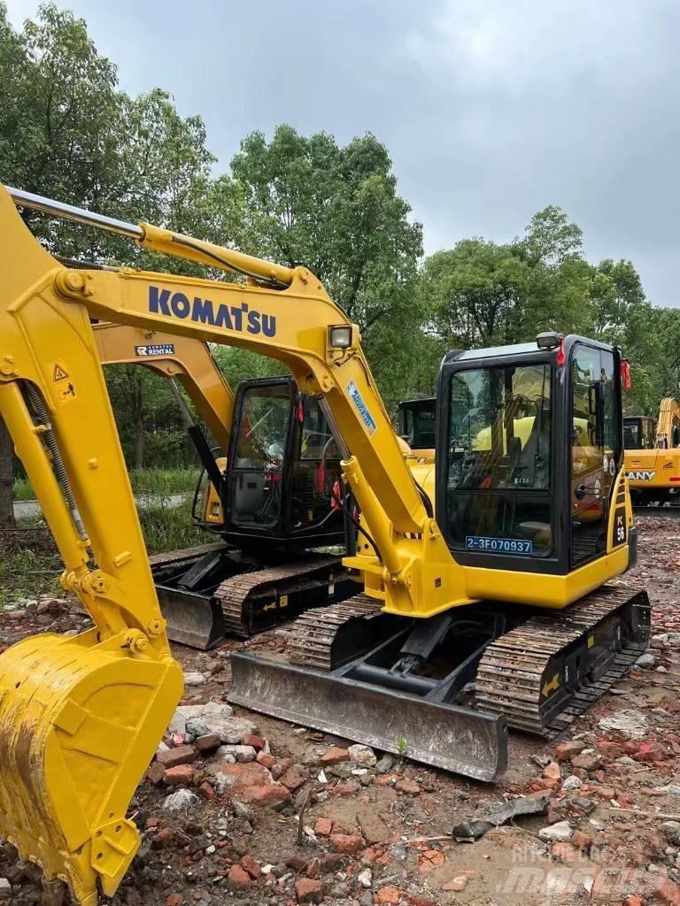 Komatsu PC56-7 Bageri gusjeničari