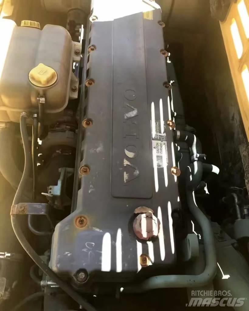 Volvo 360 Bageri gusjeničari