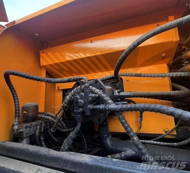 Hyundai R330LC-9T Bageri gusjeničari