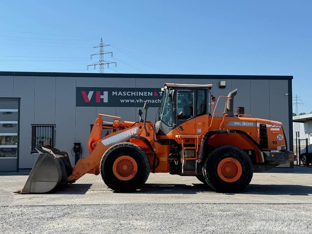 Doosan DL 300-3 Utovarivači na kotačima